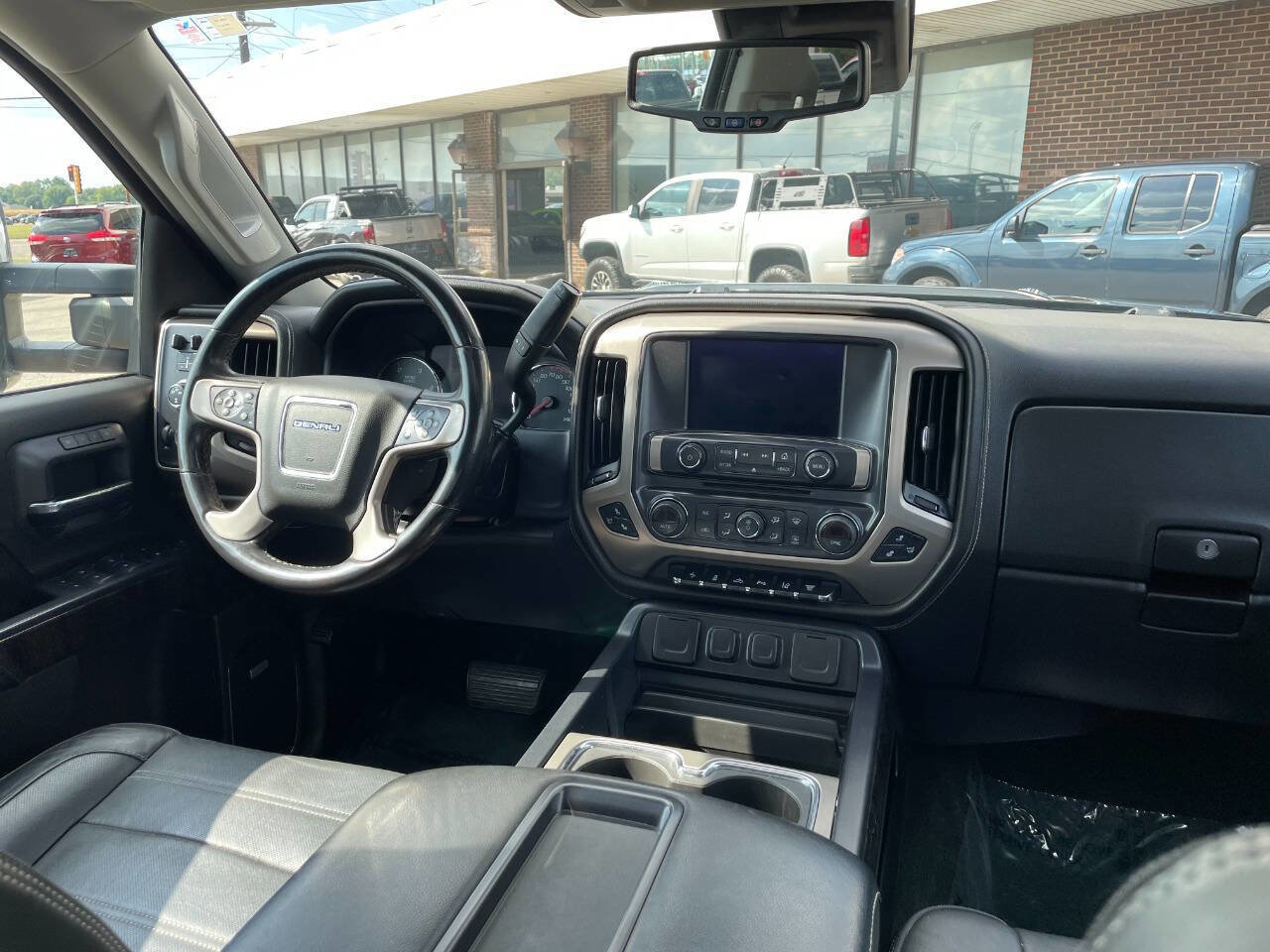Used 2015 GMC Sierra 3500 Denali w/ Duramax Plus Package image 29