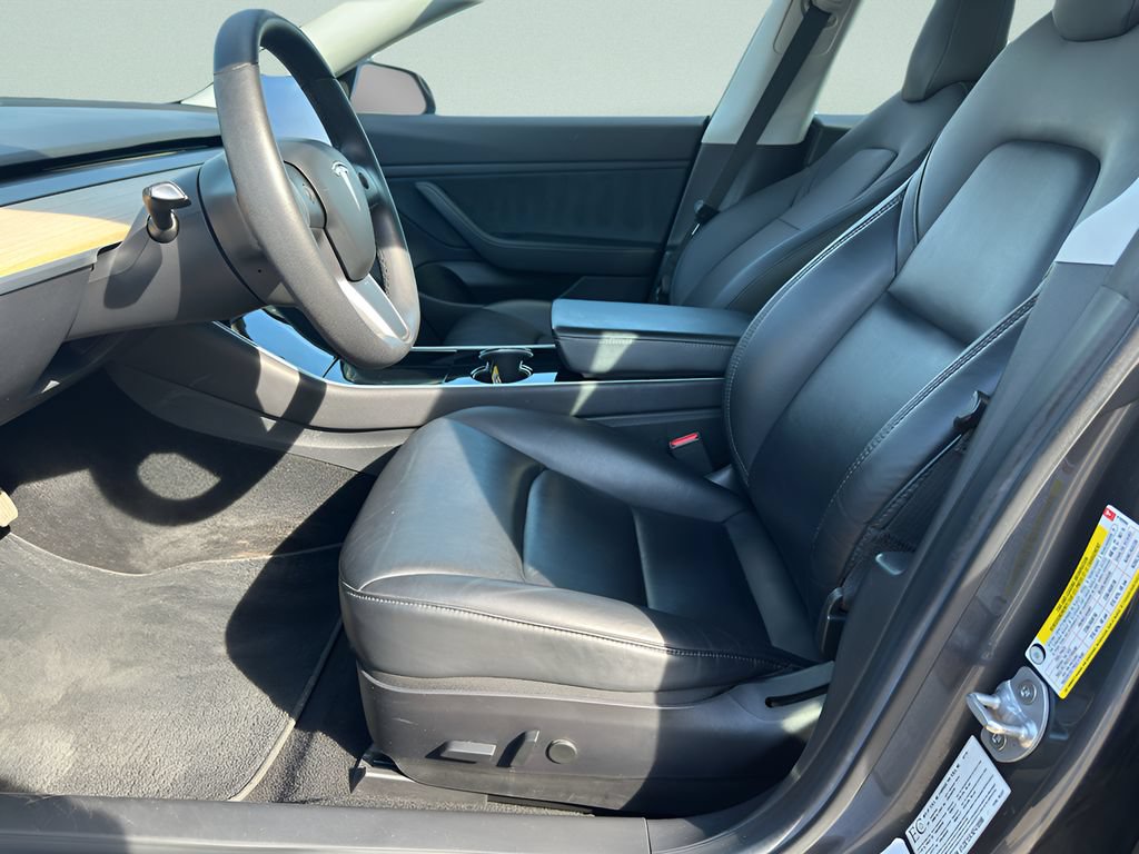 Used 2019 Tesla Model 3 Mid Range RWD image 15