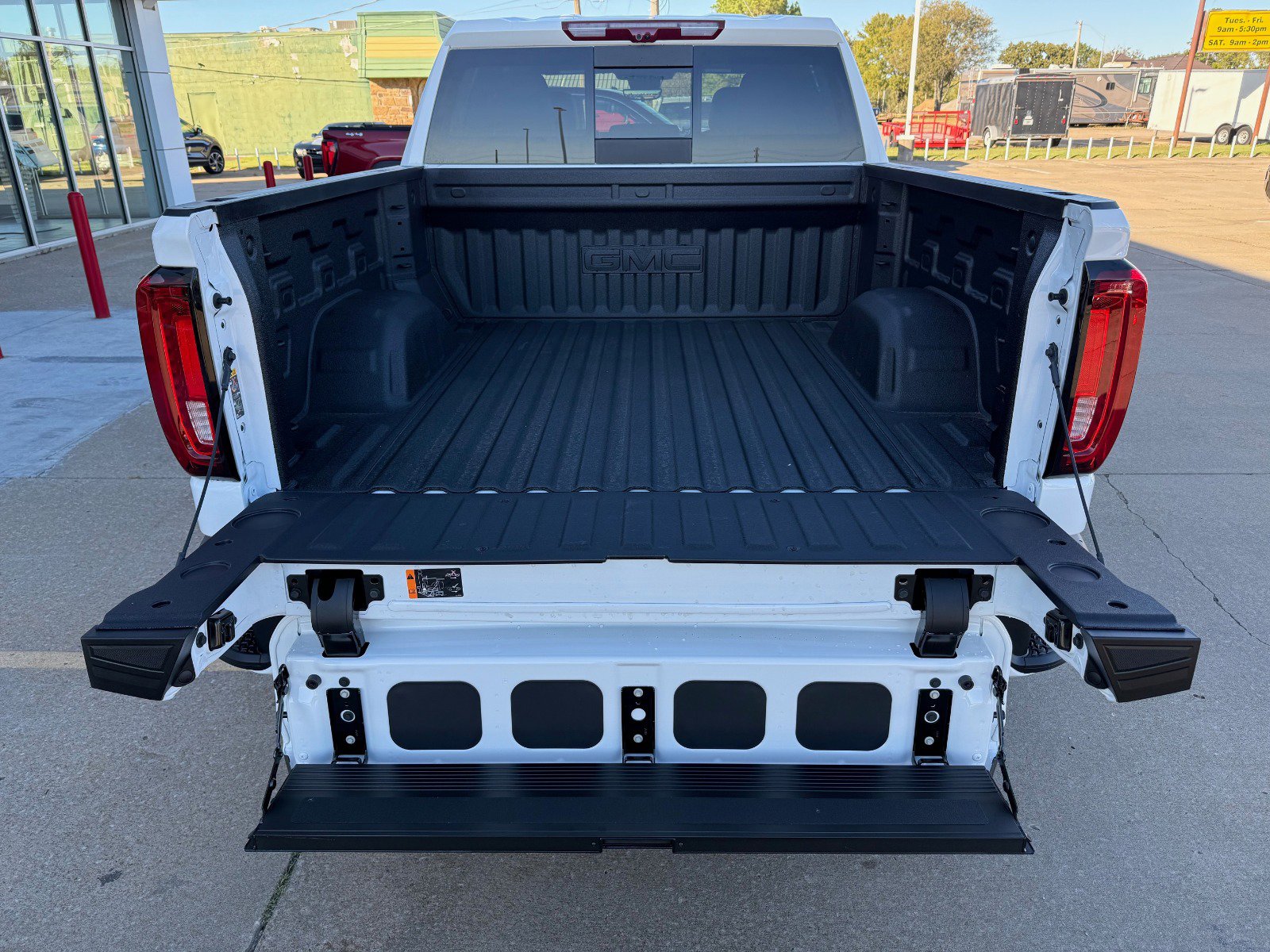 New 2026 GMC Sierra 1500 AT4 w/ AT4 Premium Package image 5