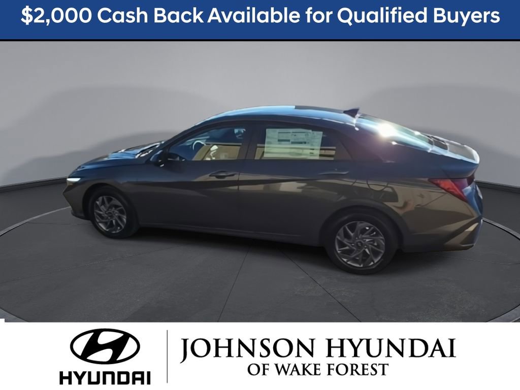 New 2026 Hyundai Elantra Blue image 7