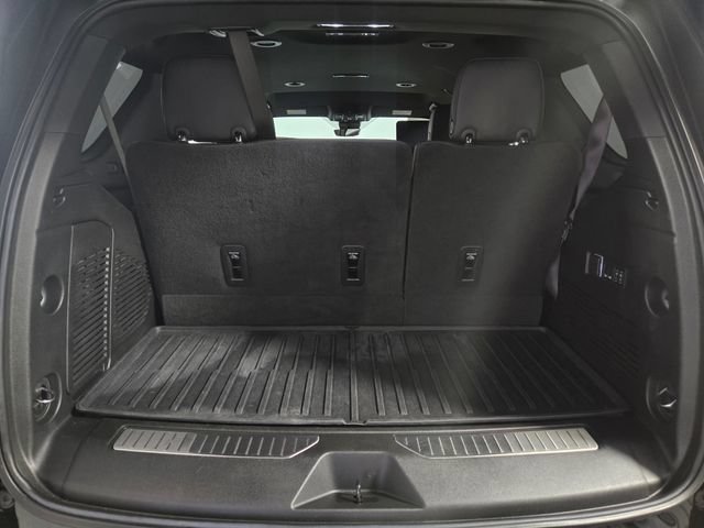 Used 2024 GMC Yukon Denali w/ Advanced Technology Package AWD/4WD image 28