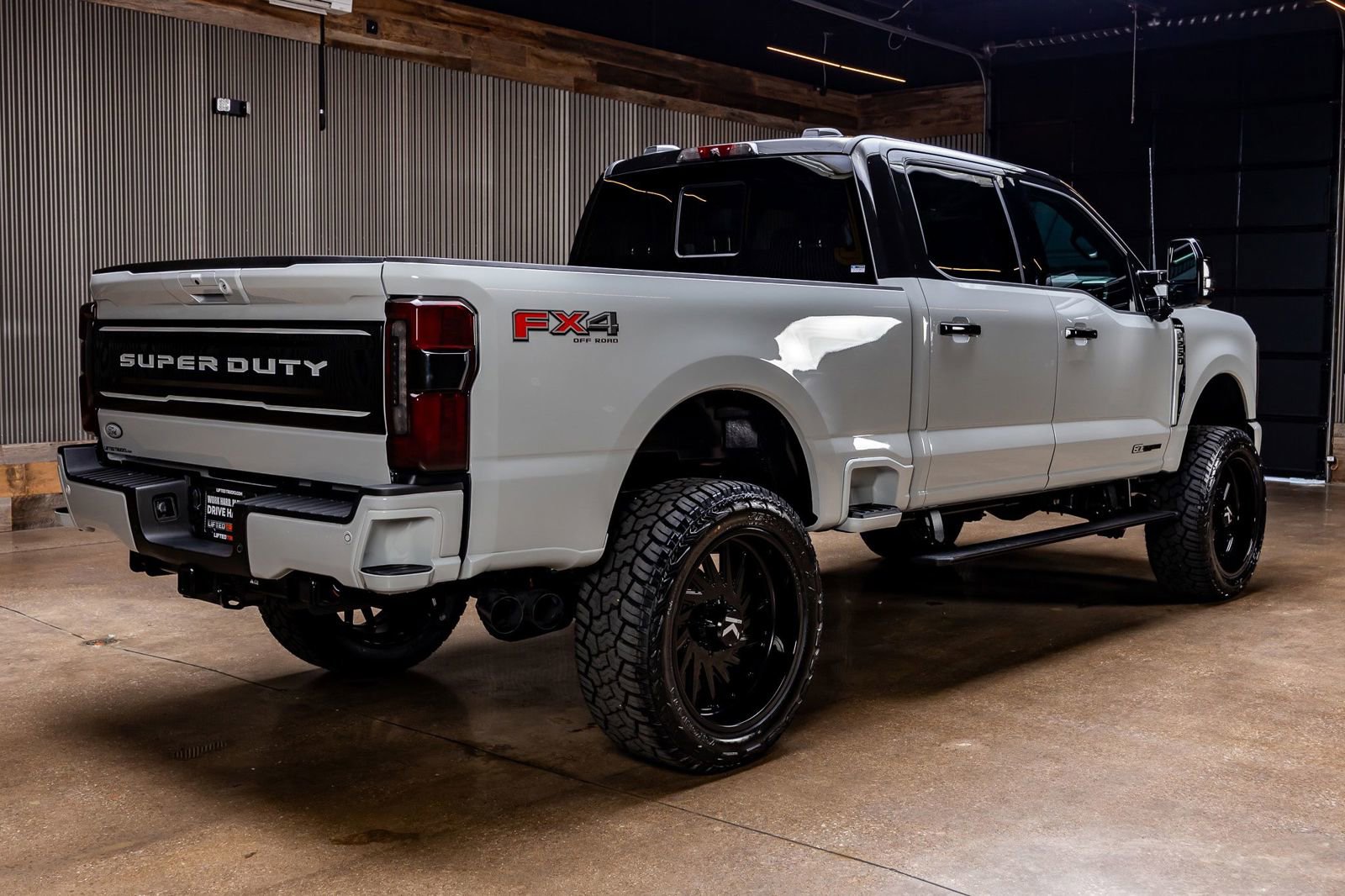 Used 2026 Ford F250 Platinum AWD/4WD image 10