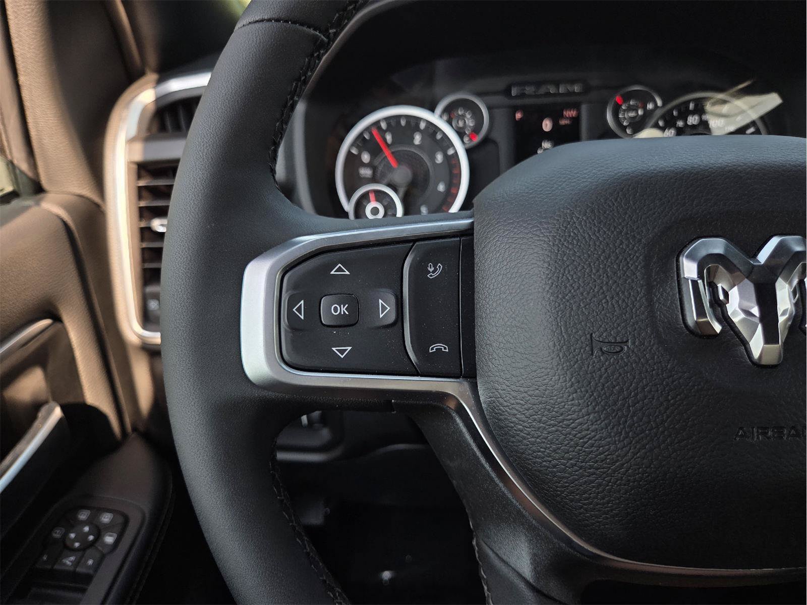 New 2026 RAM 2500 Big Horn AWD/4WD image 21