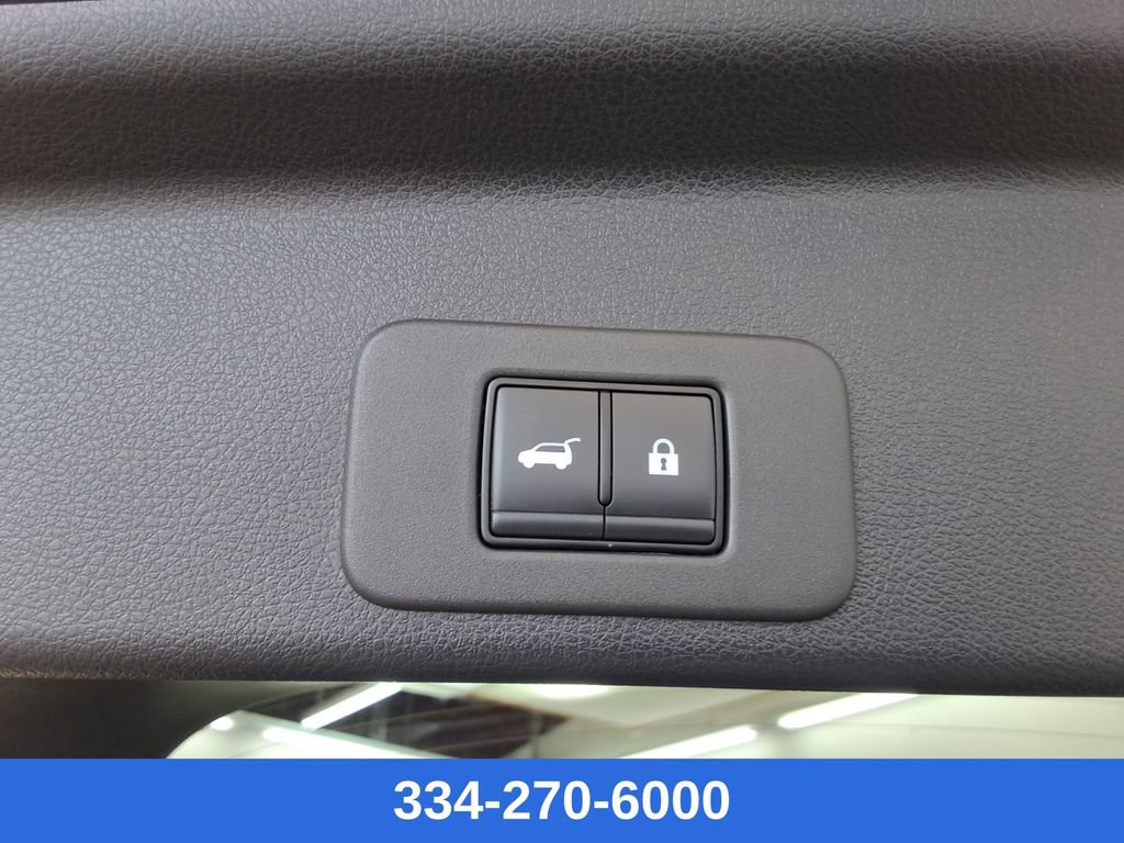 Used 2025 Nissan Murano SV image 22