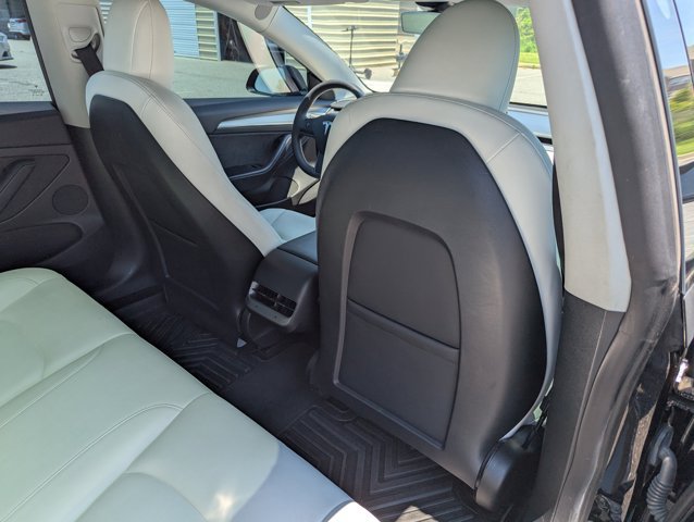 Used 2023 Tesla Model 3 Standard Range RWD image 25