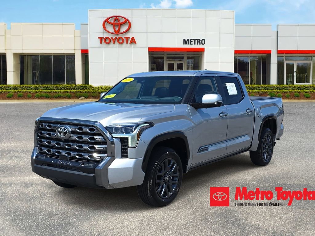 Used 2026 Toyota Tundra Platinum AWD/4WD image 1