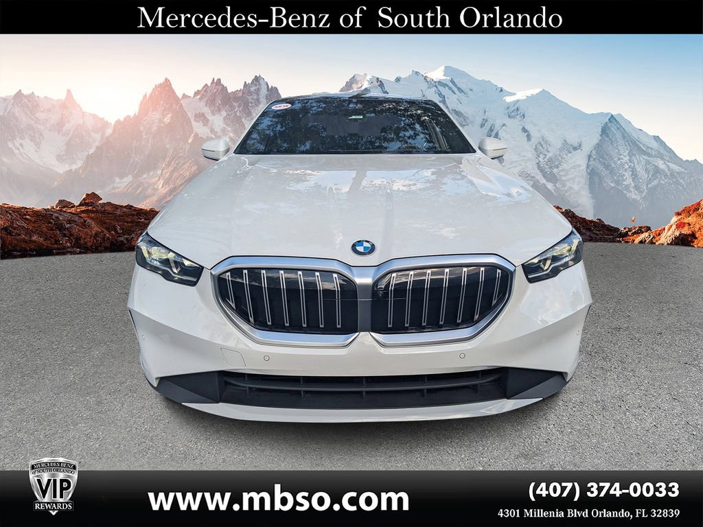 Used 2024 BMW 530i w/ Premium Package image 19