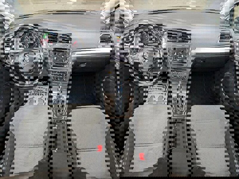 Used 2015 Volkswagen e-Golf Limited Edition image 3