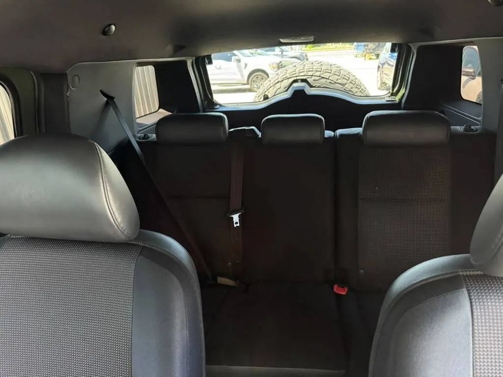 Used 2010 Toyota FJ Cruiser 4WD image 17