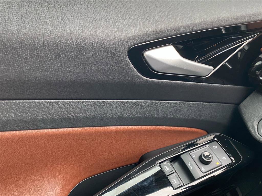 Used 2022 Volkswagen ID.4 Pro S image 17