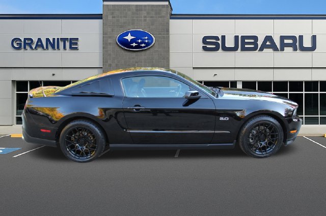 Used 2011 Ford Mustang GT Premium w/ Security Pkg RWD image 10