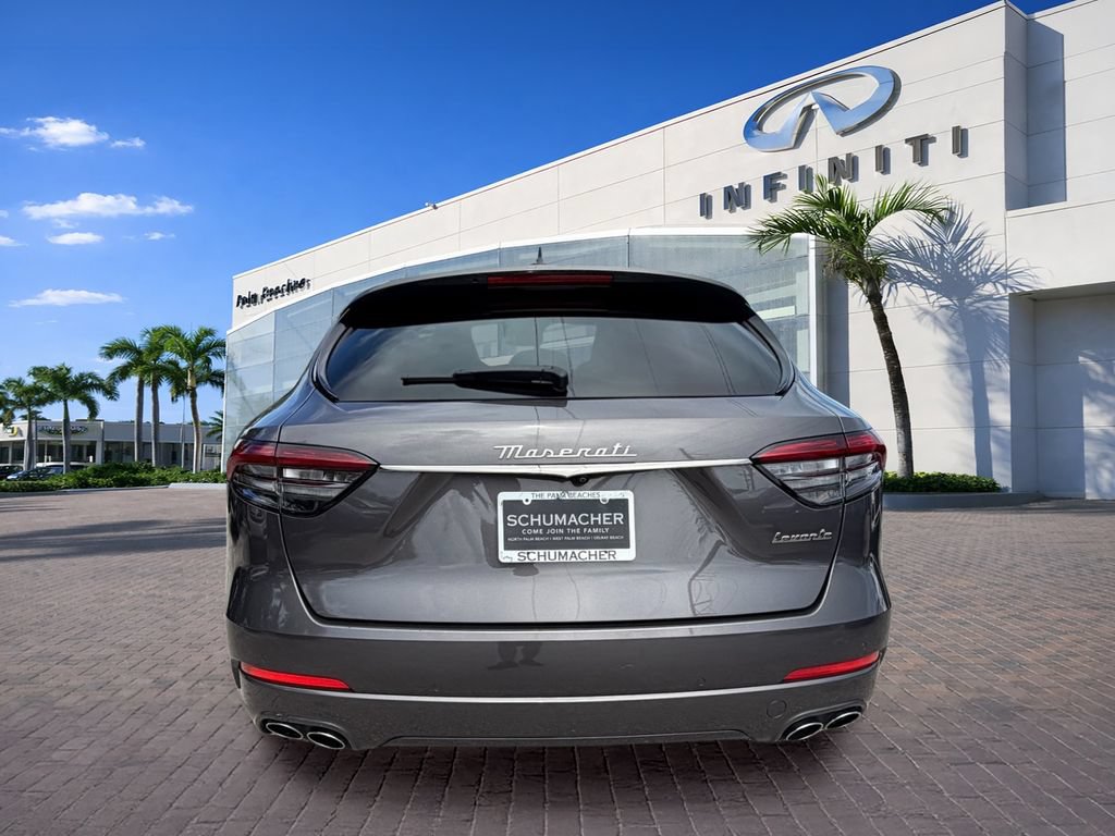 Used 2024 Maserati Levante GT Ultima AWD/4WD image 6