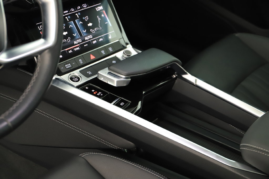 Certified 2024 Audi Q8 e-tron Premium Plus AWD/4WD image 17