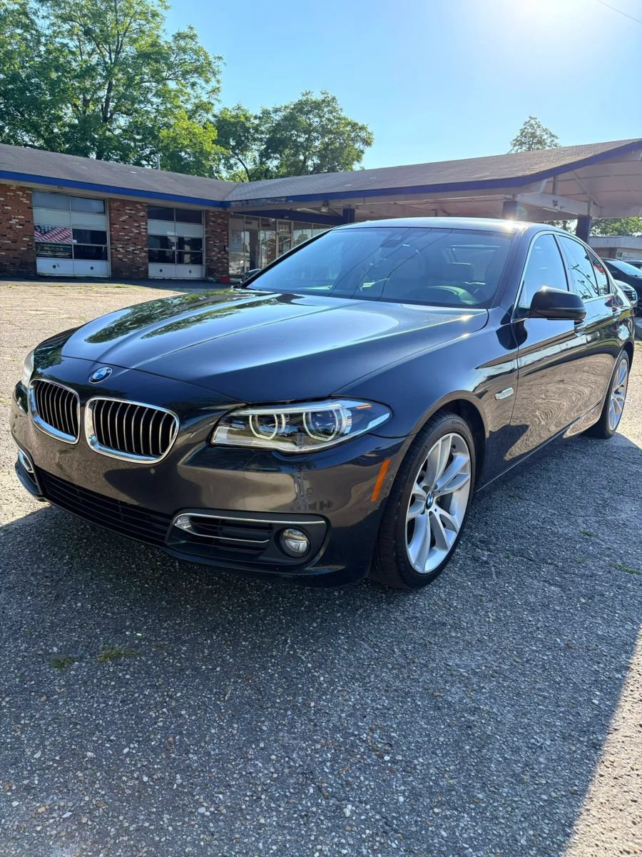 Used 2016 BMW 535i Sedan RWD image 3