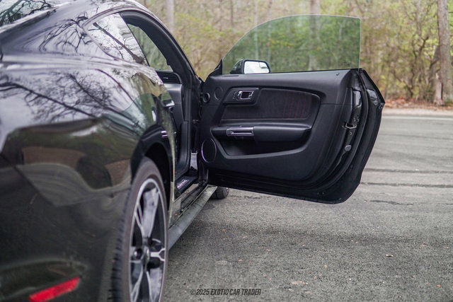 Used 2017 Ford Mustang GT Premium image 41