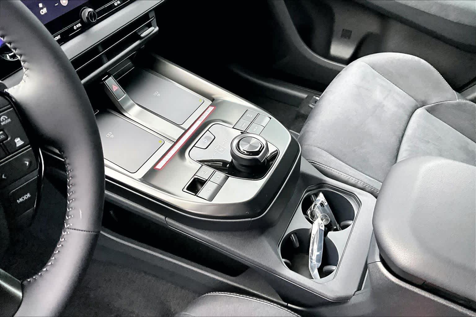 New 2026 Toyota C-HR AWD/4WD image 7