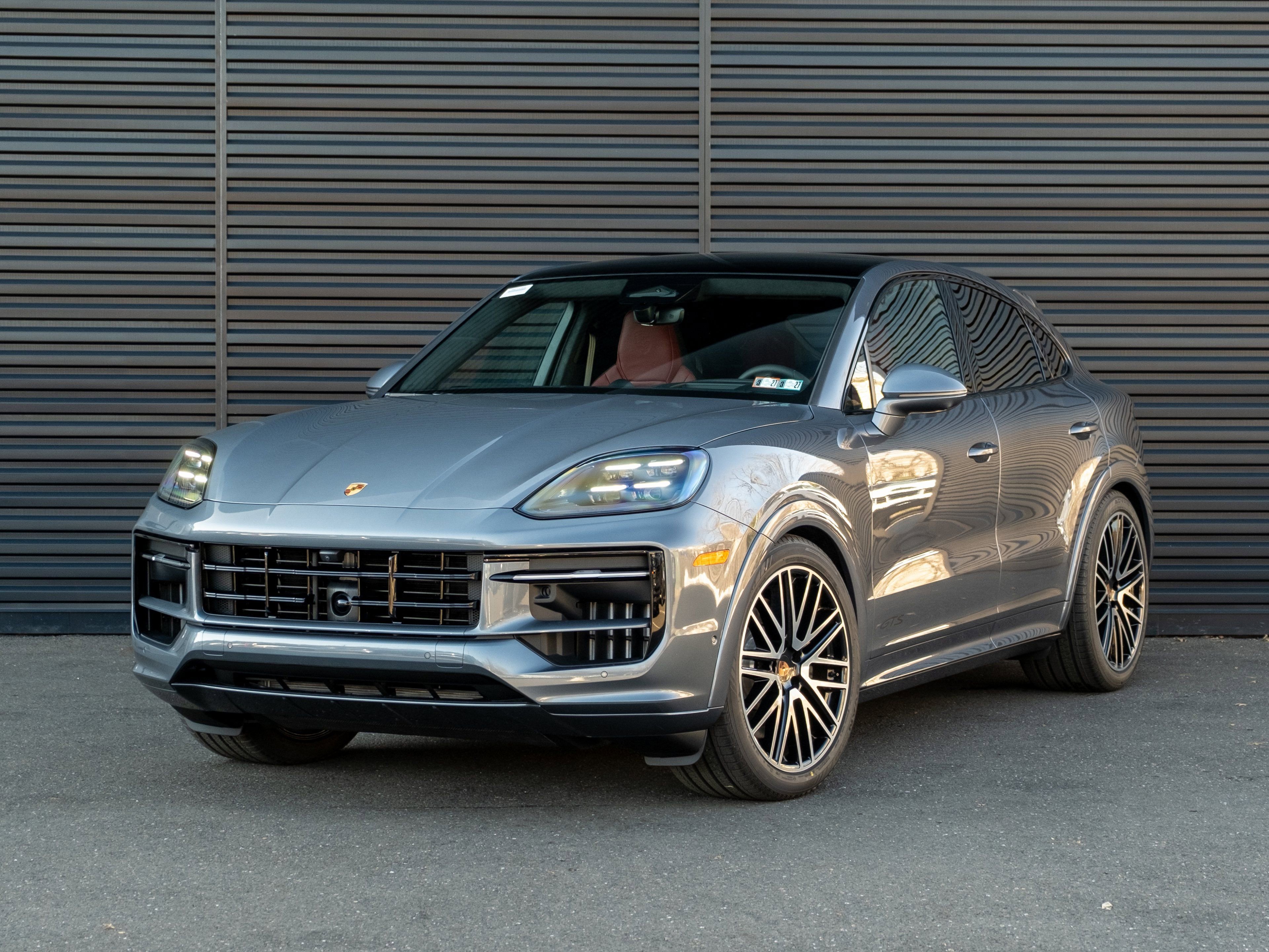 New 2026 Porsche Cayenne GTS image 1