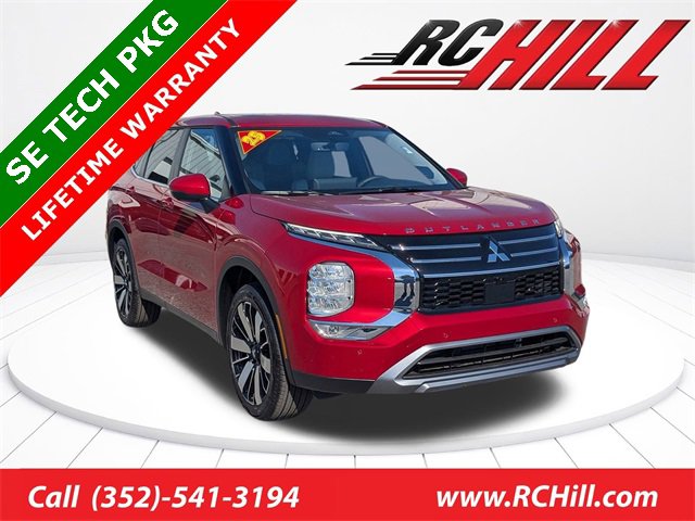New 2025 Mitsubishi Outlander SE image 1