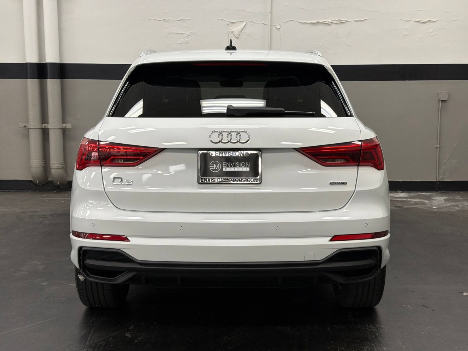 Used 2023 Audi Q3 2.0T Premium Plus w/ Premium Plus Package AWD/4WD image 11