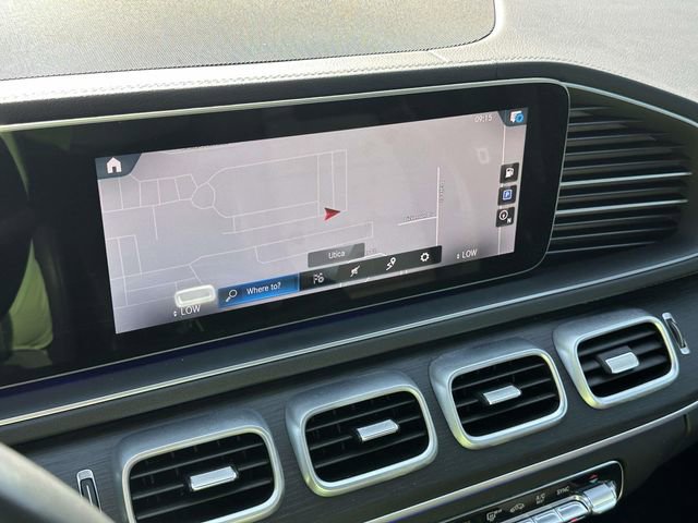 Used 2023 Mercedes-Benz GLS 450 4MATIC image 32