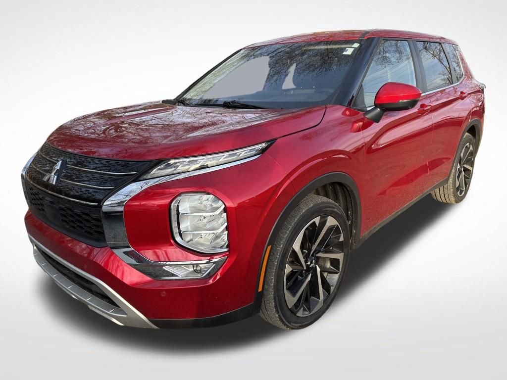Used 2024 Mitsubishi Outlander SE image 7