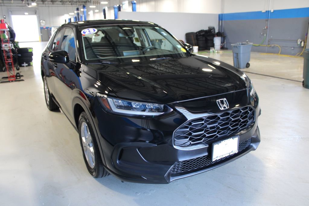 Certified 2023 Honda HR-V LX image 4