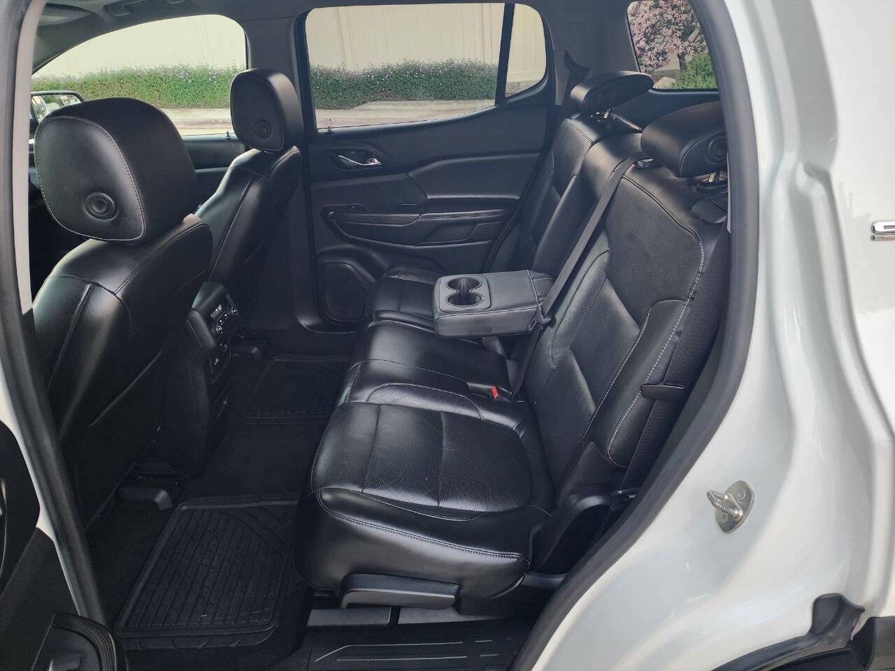 Used 2017 GMC Acadia SLT image 18