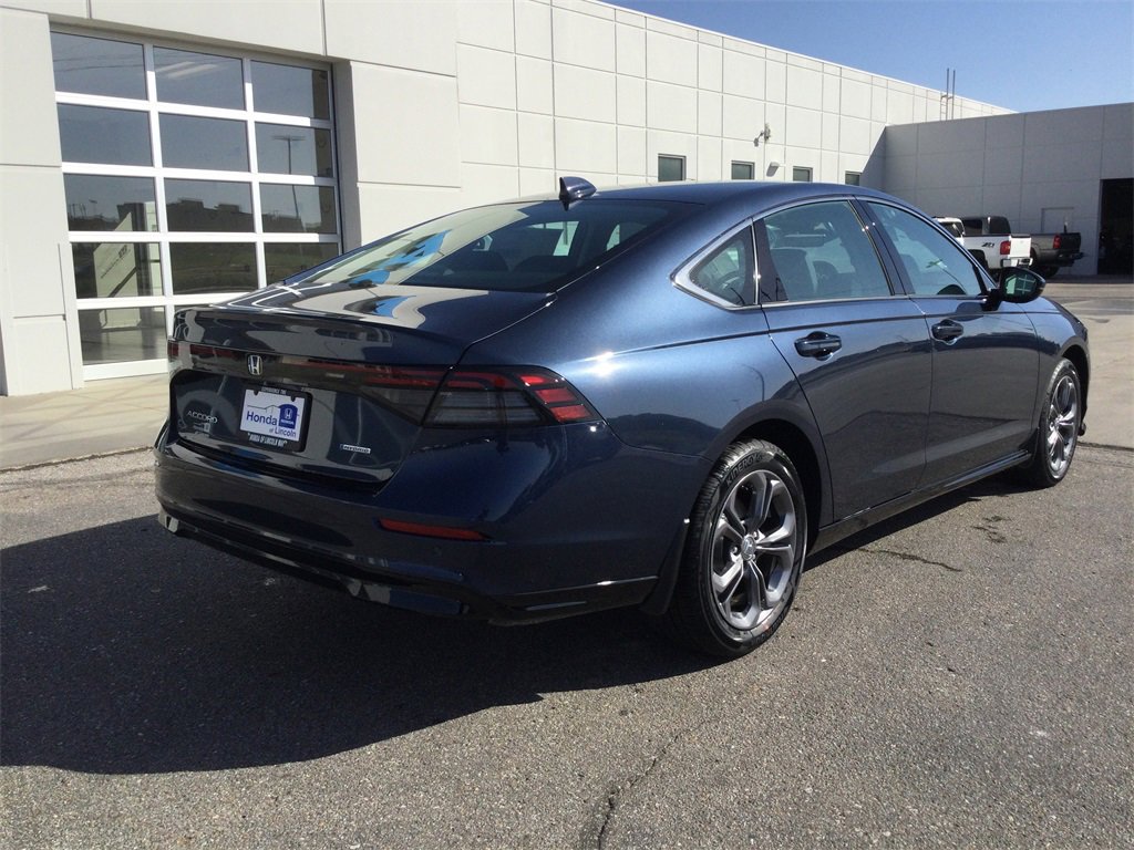 New 2025 Honda Accord EX-L image 4