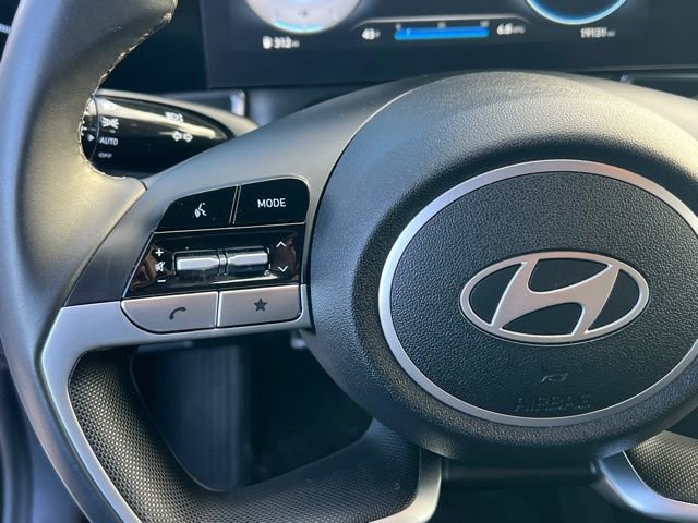 Certified 2025 Hyundai Elantra SEL image 25