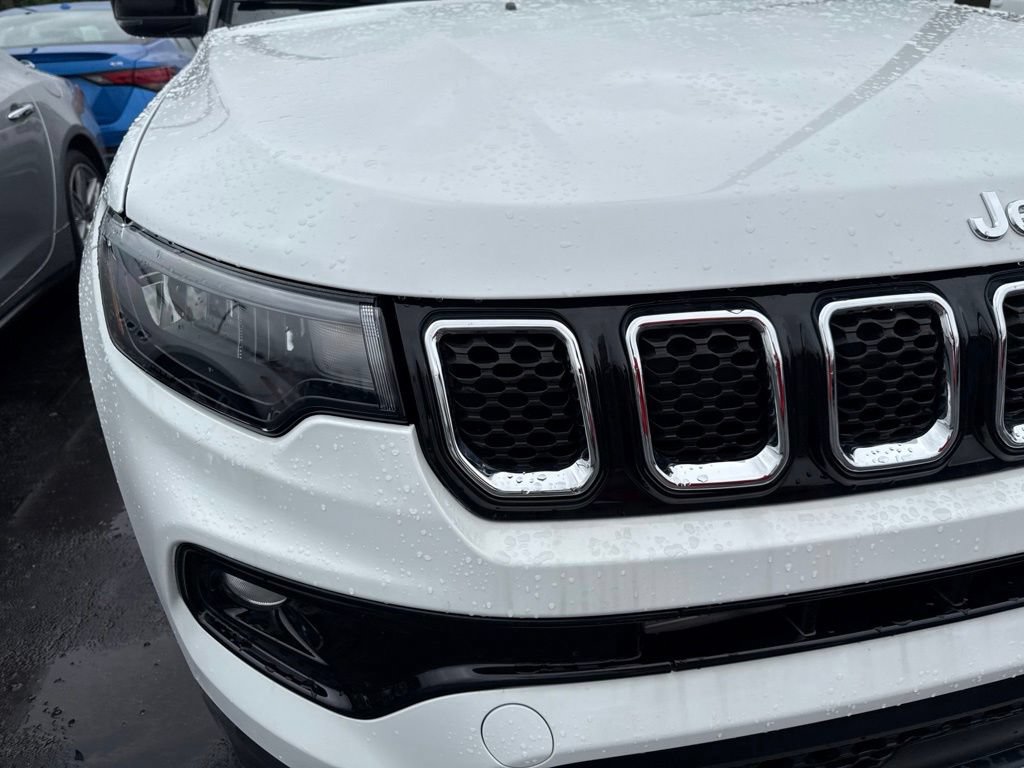 Used 2023 Jeep Compass Limited AWD/4WD image 8