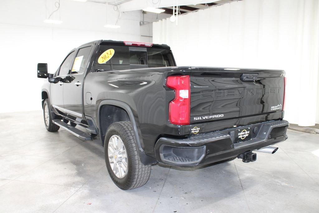 Used 2024 Chevrolet Silverado 2500 High Country image 6