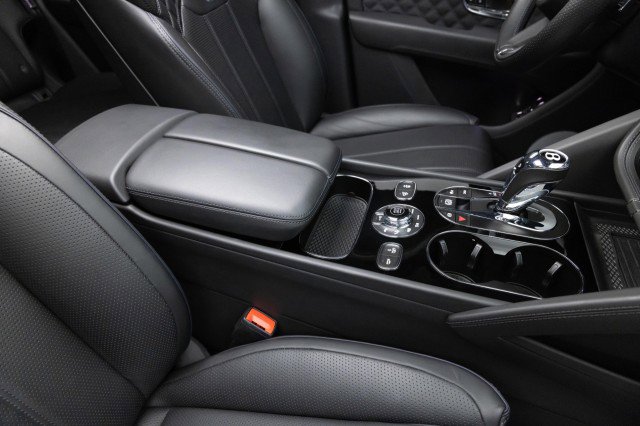 Used 2022 Bentley Bentayga Speed image 26