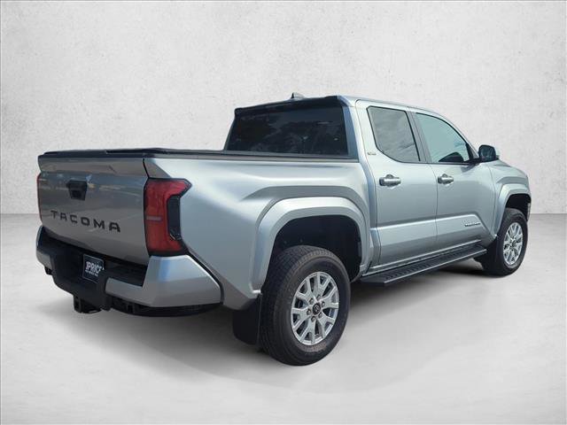 Used 2025 Toyota Tacoma SR5 image 5