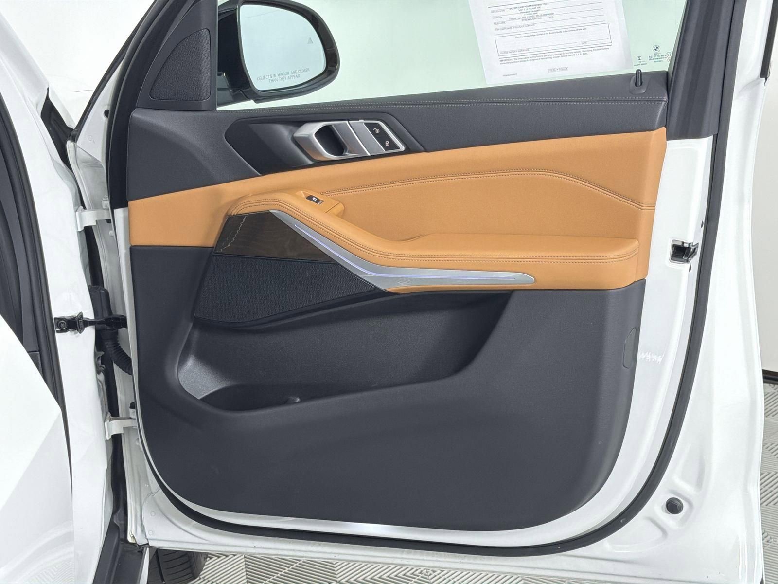 Used 2023 BMW X5 sDrive40i w/ Premium Package image 32