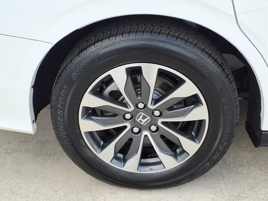 Used 2024 Honda Odyssey EX-L image 13