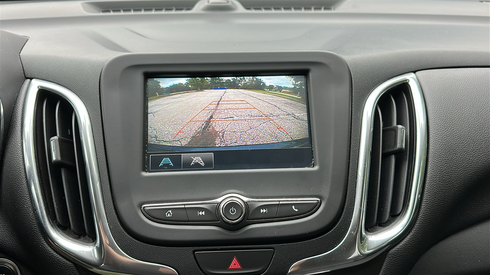 Used 2018 Chevrolet Equinox LT AWD/4WD image 20