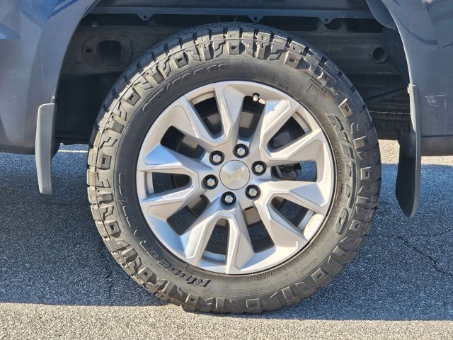 Used 2020 Chevrolet Silverado 1500 Custom w/ Custom Value Package image 6