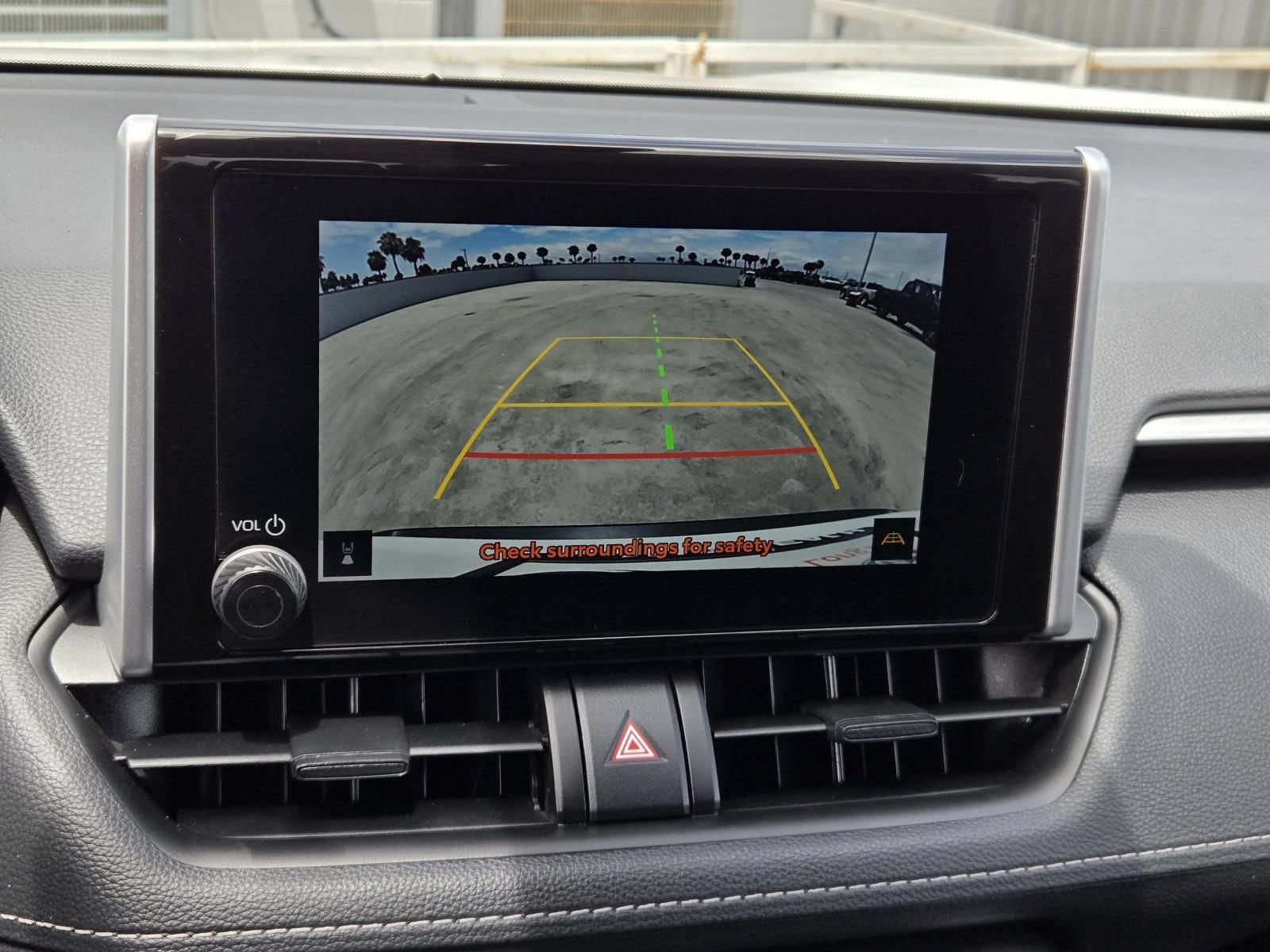 Used 2024 Toyota RAV4 LE AWD/4WD image 10