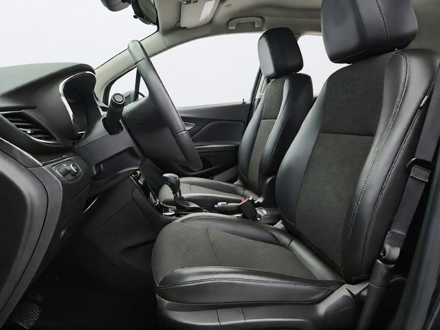 Used 2021 Buick Encore Preferred AWD/4WD image 10
