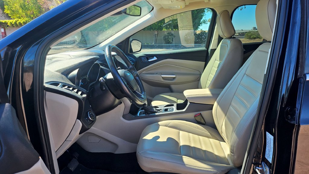 Used 2019 Ford Escape SEL FWD image 28