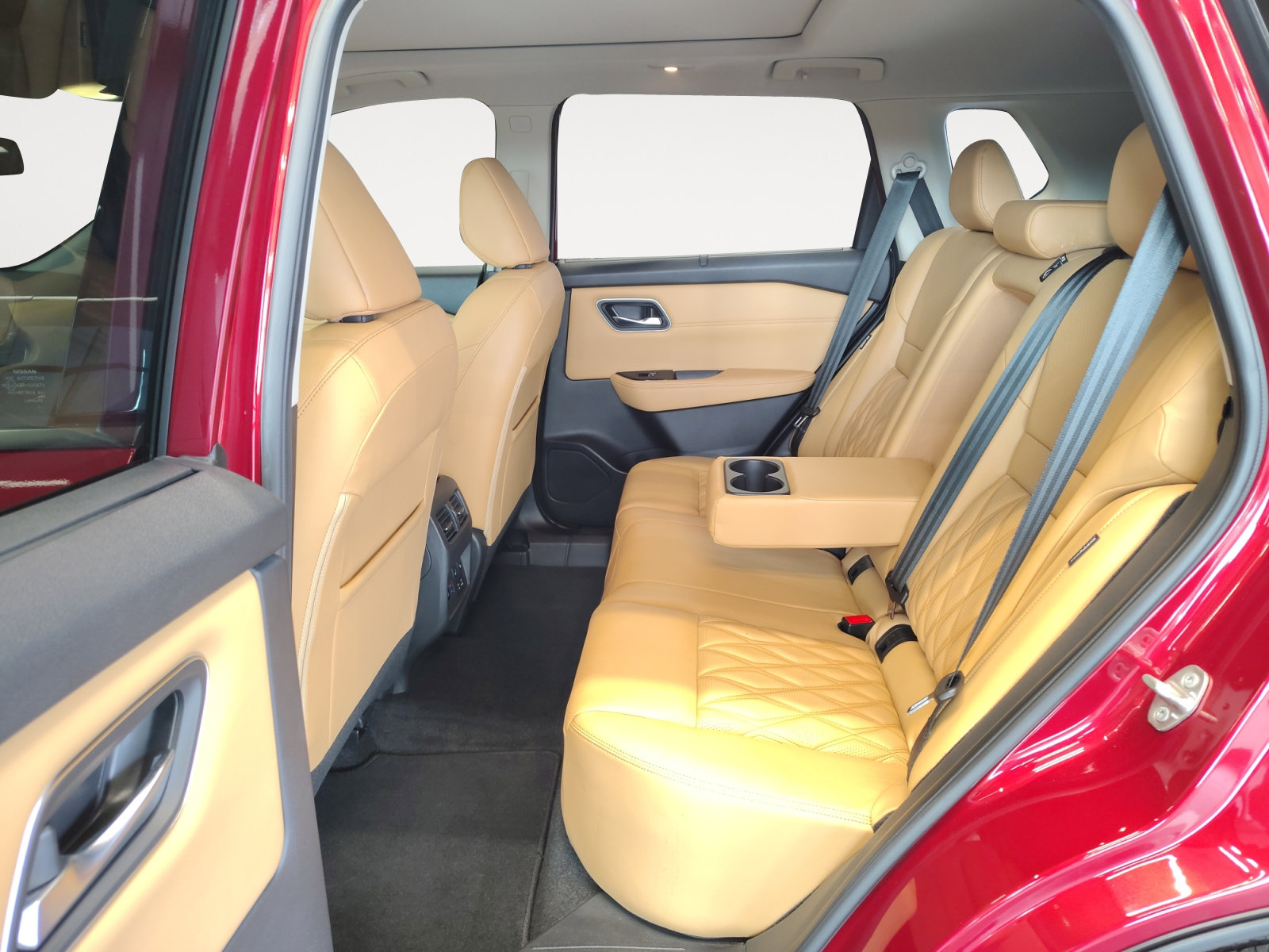 Used 2021 Nissan Rogue Platinum FWD image 26