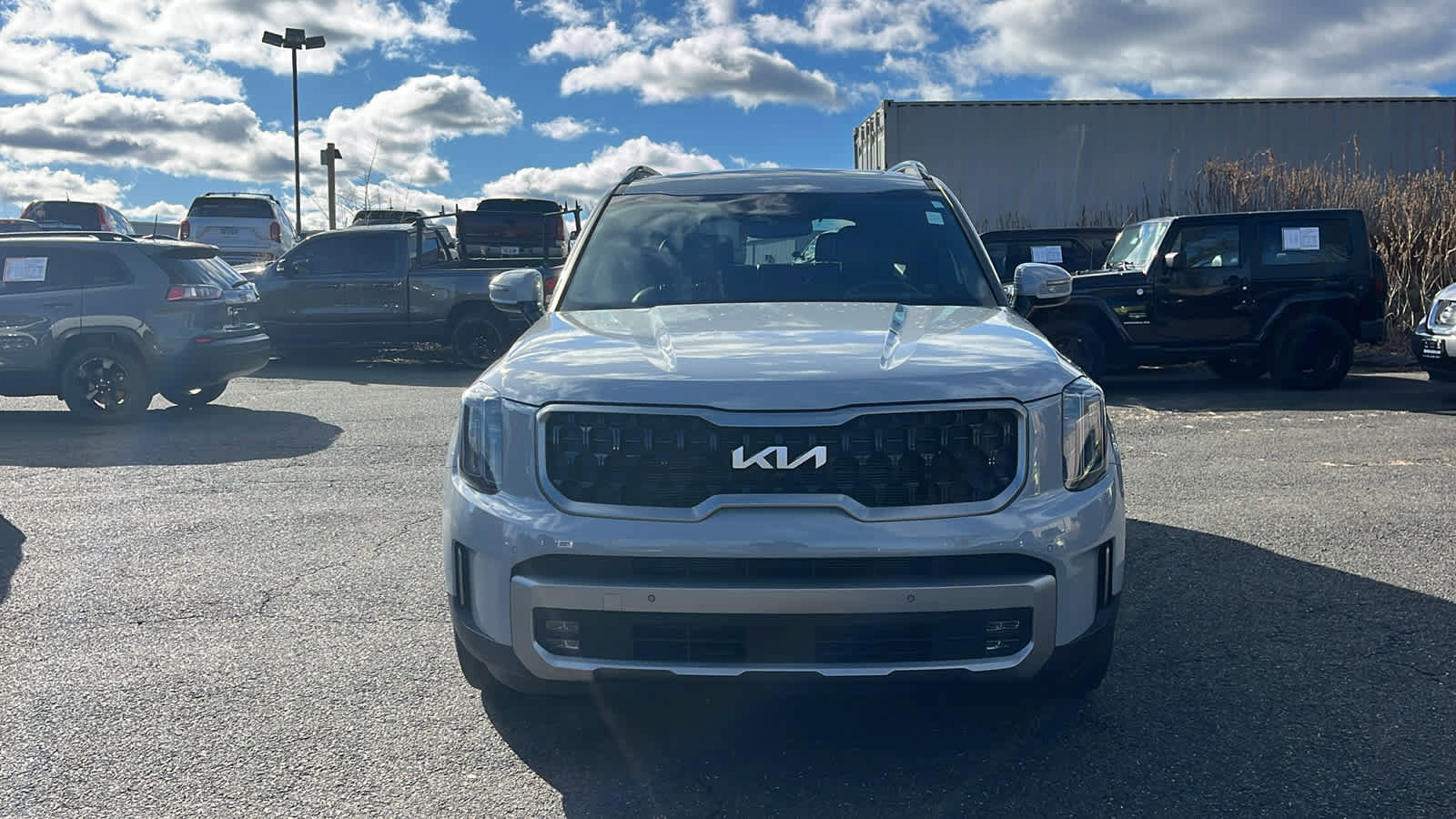 Used 2023 Kia Telluride SX X-Line image 2