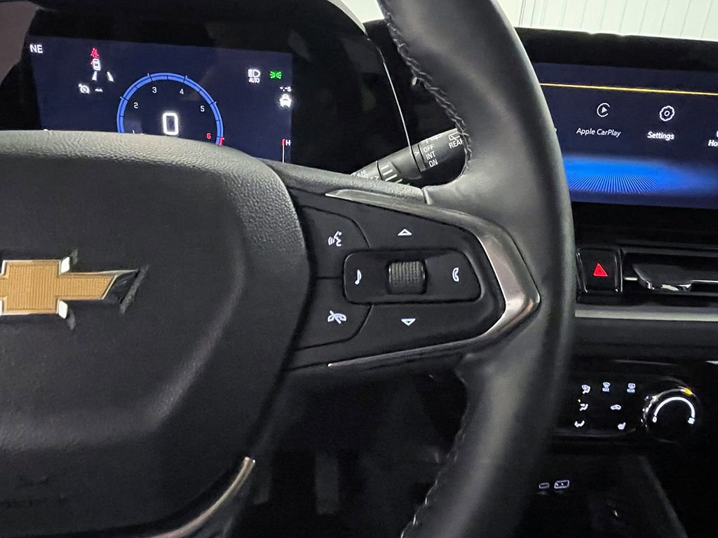 Used 2025 Chevrolet TrailBlazer LT w/ LT Cold Weather Package AWD/4WD image 36