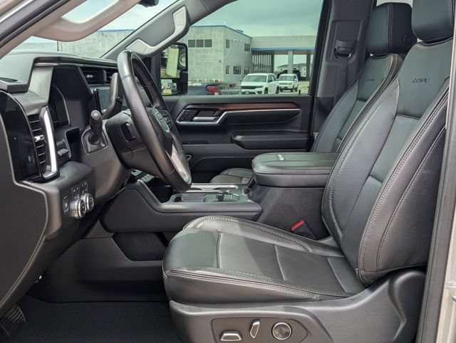 Used 2024 GMC Sierra 2500 Denali w/ Denali Reserve Package AWD/4WD image 11