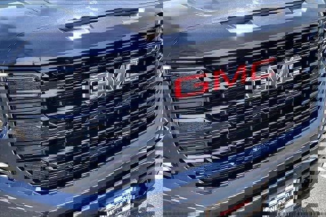 Used 2023 GMC Sierra 1500 Elevation AWD/4WD image 33