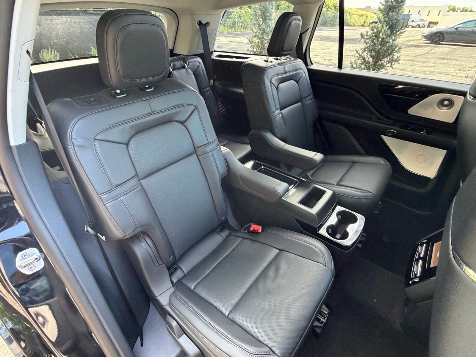 New 2026 Lincoln Aviator Reserve AWD/4WD image 15