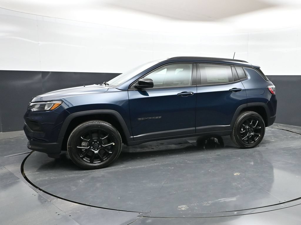 New 2026 Jeep Compass Latitude AWD/4WD image 31