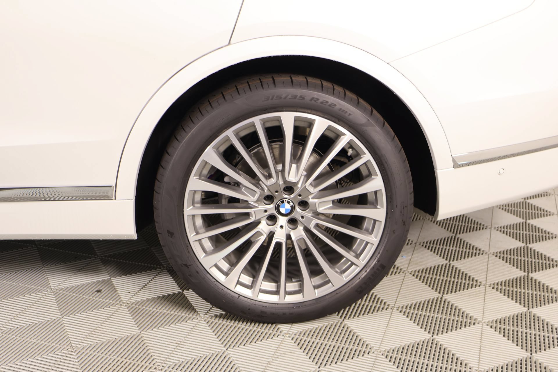New 2027 BMW X7 xDrive40i AWD/4WD image 20