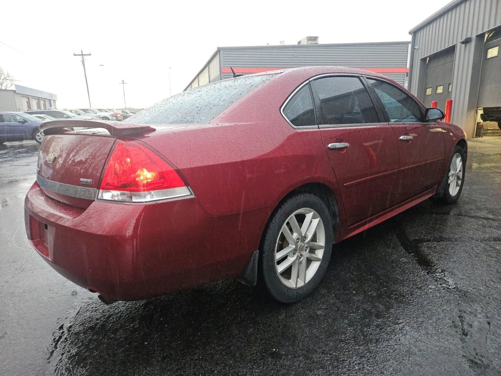 Used 2011 Chevrolet Impala LTZ image 4