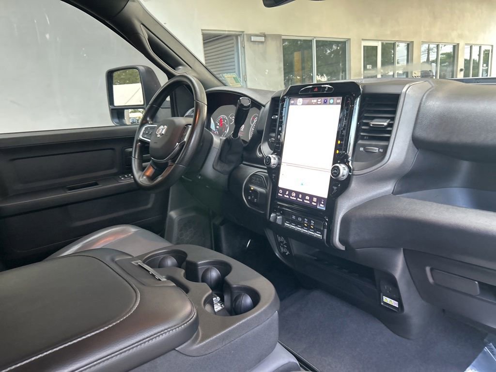 Used 2025 RAM 3500 Tradesman AWD/4WD image 27